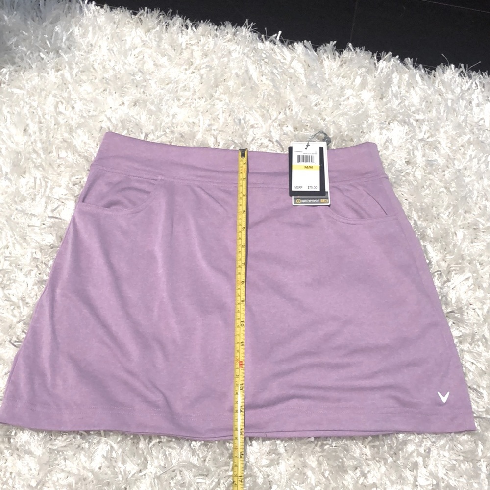 NEW. CALLAWAY skort